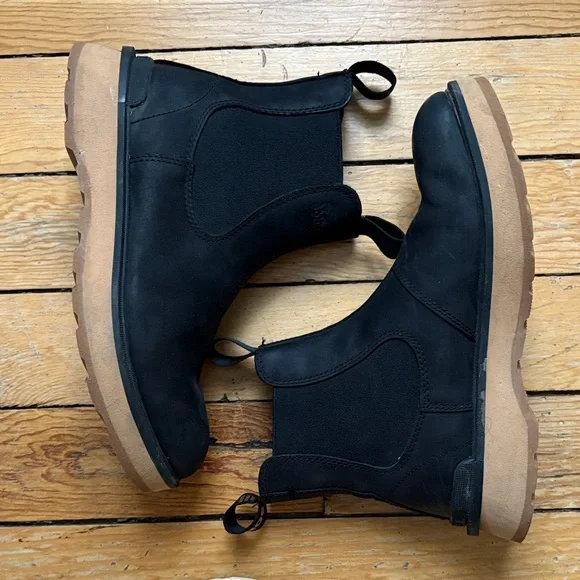 Sorel Women’s Hi Line Waterproof Chelsea Boots - Picture 1 of 9